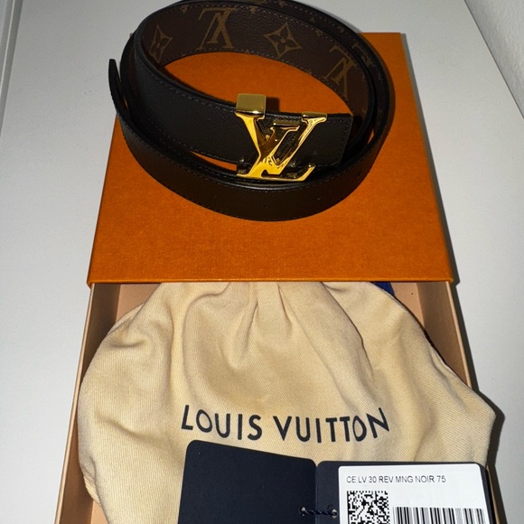 Louis Vuitton Reversible Women’s Belt - Picture 1 of 6